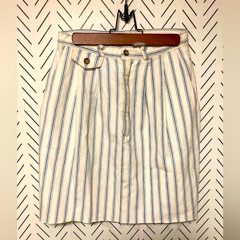 TRULY VINTAGE “Selections by Manor House” Ladies Denim Skirt, Fits Sz 4-6